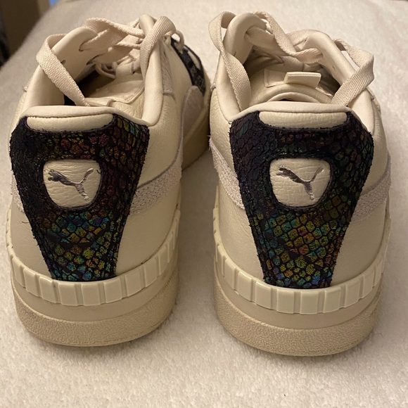 Pumas - Picture 2 of 6